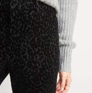 Torrid Women’s Size Large (12) Pixie Skinny High-Rise Leopard Print Pants NWT